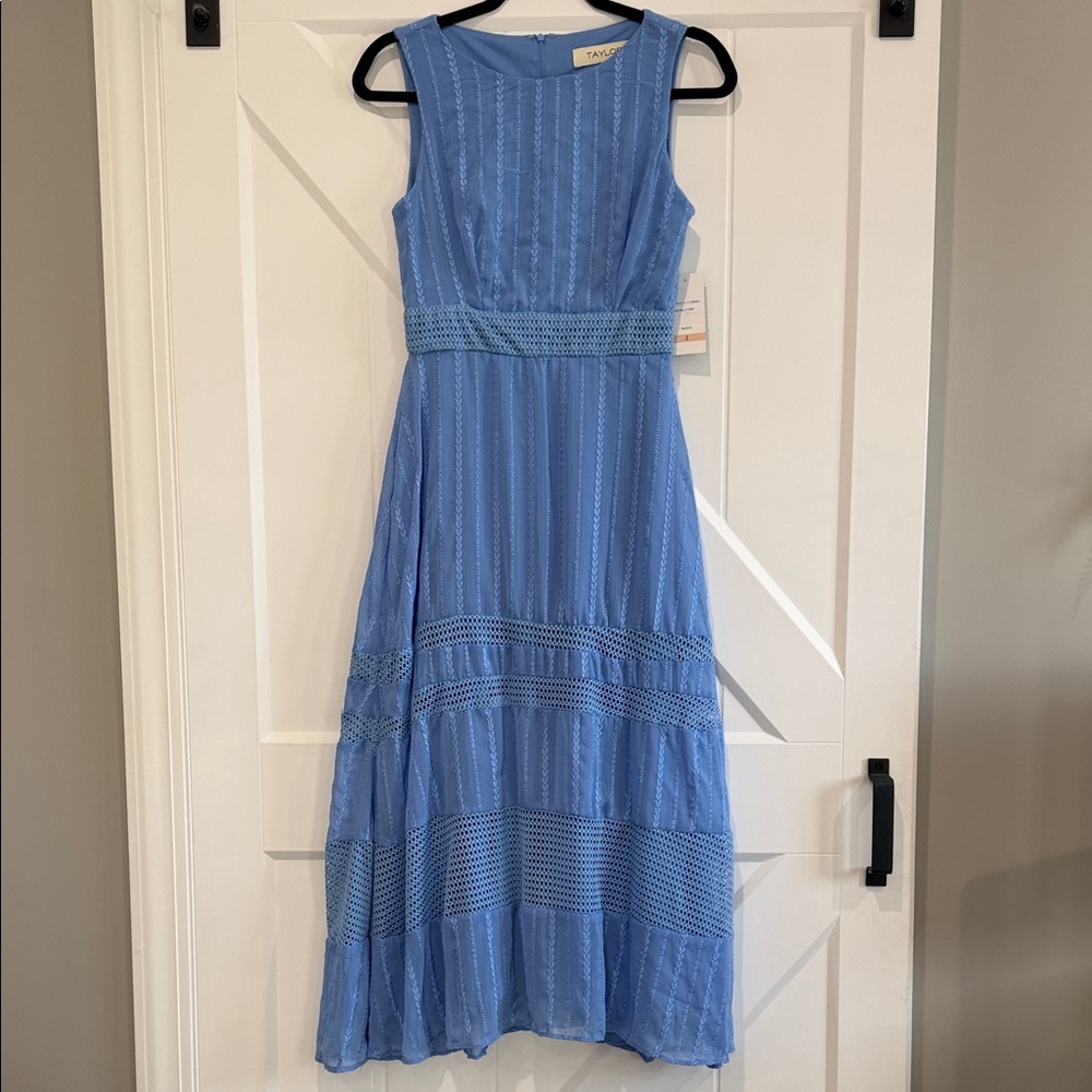 Taylor Blue Chic Dress